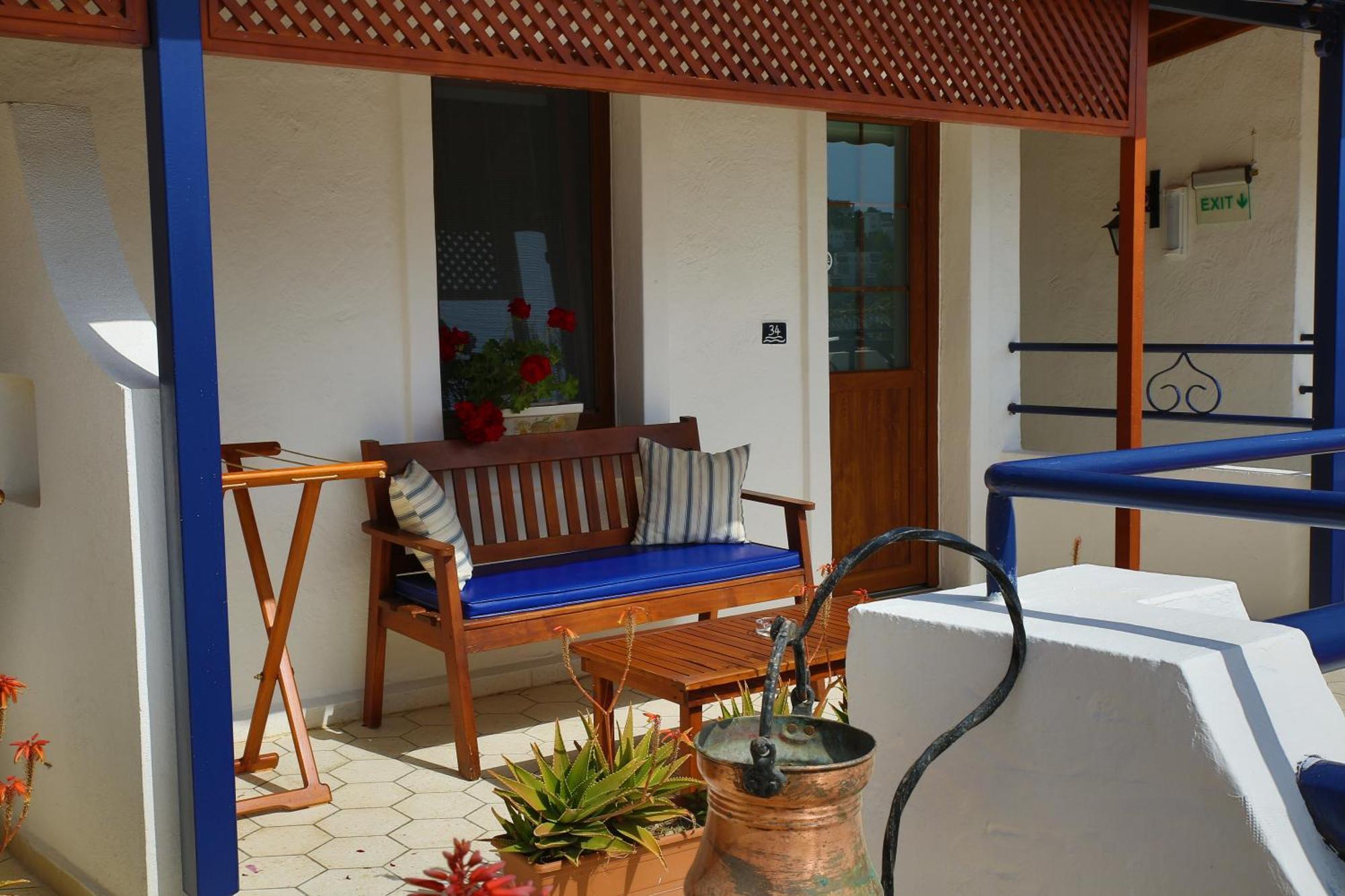 Uzhan Beach Hotel Битез Стая снимка