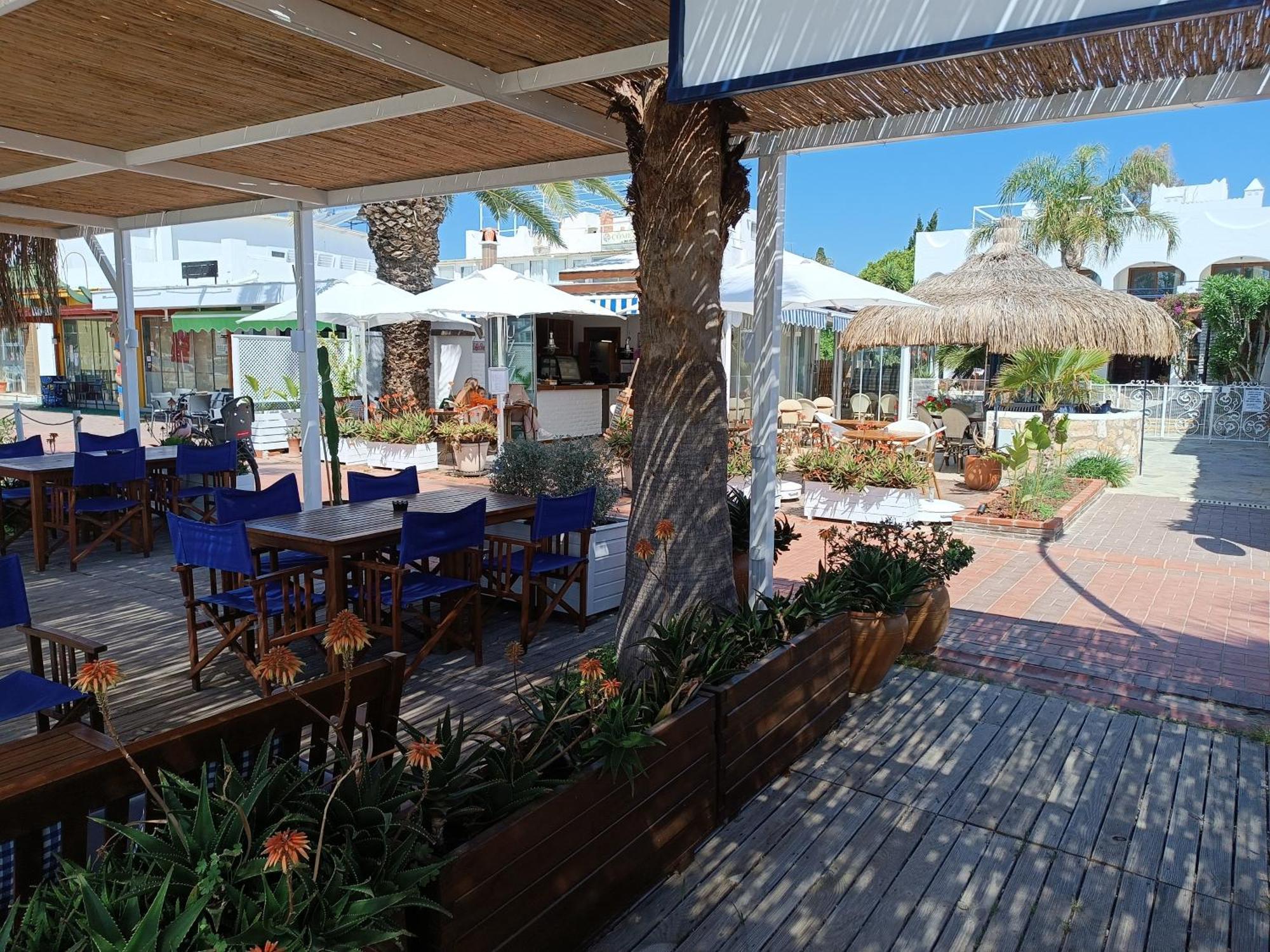 Uzhan Beach Hotel Битез Екстериор снимка